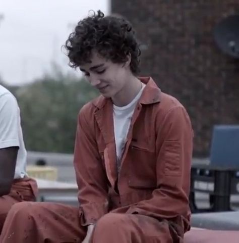 Young Robert Sheehan, Nathan Young Misfits, Nathan Misfits, Rob Sheehan, Klaus Hargreeves, Robert Sheehan, Irish Actors, Hot Actors, Most Beautiful Man