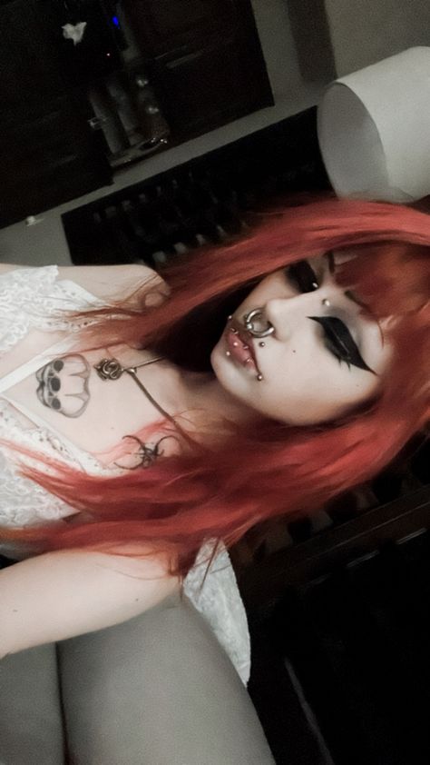 angel fangs, dahlia bites, dahlia piercing, snake bites, vertical labret, tattoos, red hair, bridge piercing, goth, scene, american horror story, siamese twins, bangs Vertical Labret With Snake Bites, Vertical Angel Bites, Angel Fangs And Snake Bites, 2023 Piercings, Dahlia Bites Piercing, Dahlia Bites, Angel Fangs Piercing, Dahlia Piercing, Angel Fangs