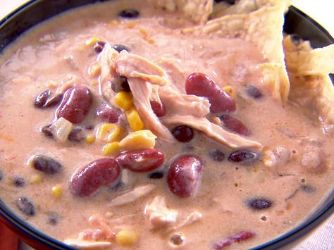 Trisha's Chicken Tortilla Soup Recipe : Trisha Yearwood : Food Network Trisha Yearwood Chicken, Peanut Butter Granola Bar Recipe, Easy Chicken Meals, Halloween Soup, Best Chicken Tortilla Soup, Peanut Butter Granola Bars, Trisha's Southern Kitchen, Trisha Yearwood Recipes, Soup Video