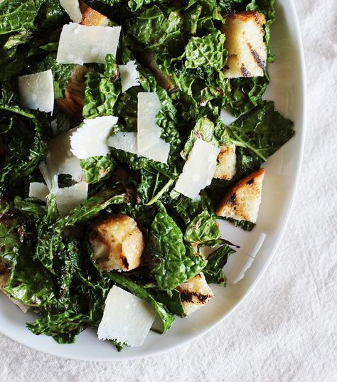 Recipe: Garlicky Grilled Kale Salad with Grilled Bread Grilled Bread Recipes, Raw Kale Salad, Grilled Kale, Kale Caesar, Kale Caesar Salad, Grilled Bread, Impressive Recipes, Big Bowl, Kale Salad