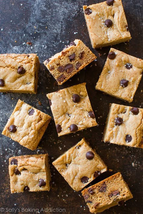 Soft & Chewy Chocolate Chip Cookie Bars - Sally's Baking Addiction Chewy Chocolate Chip Cookie Bars, Soft Chewy Chocolate Chip Cookies, Sallys Baking, Chocolate Chip Bars, Sally's Baking, Perfect Chocolate Chip Cookies, Chocolate Chip Cookie Bars, Frozen Chocolate, Chewy Chocolate Chip