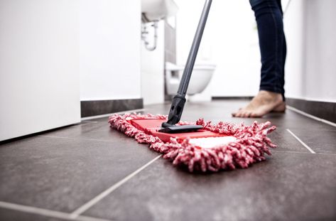 Are You Cleaning Your Tile Floors The Right Way? Try These 3 Easy Methods Tile Floor Cleaner, Homemade Toilet Cleaner, Cleaning Tile Floors, Cleaning Painted Walls, Deep Cleaning Tips, Ceramic Floor Tiles, Clean Tile, Grout Cleaner, Clean Dishwasher