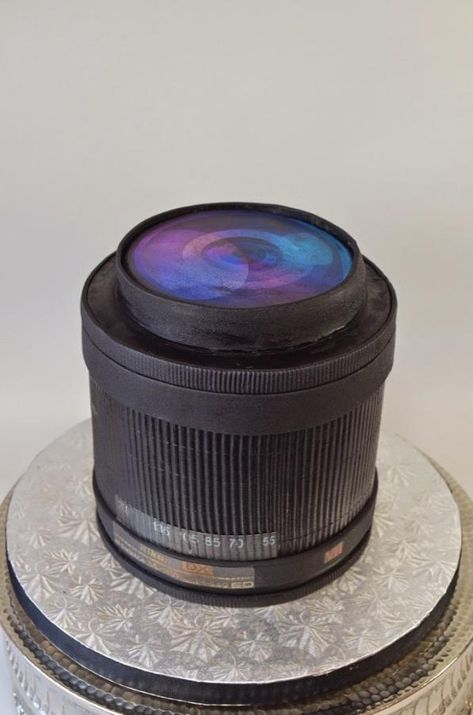 Photograph Cake Ideas, Camera Cake Ideas Photographers, Photographer Cake Ideas, Photography Cake Camera, Cake For Photographer, Double Barrel Cake, Camera Cake, Camera Cakes, Novelty Cake