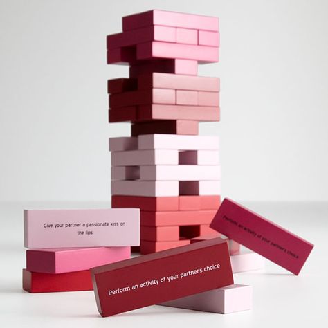 Jenga for lovers? What a great build up to Valentine's Day! ;) Jenga Game, Vday Gifts, Couples Diy, Valentine's Day Games, Couple Games, Unique Gifts For Women, Diy Games, Valentines Gifts For Him, Valentine's Day Diy