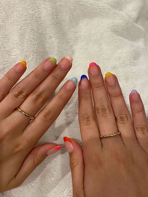 Colorful French Tip Short Nails, Simple Colorful Nails, Multi Color French Tip Nails, Multicolor French Tip, Taylor Swift Nails, Beachy Nails, Simple Gel Nails, Summery Nails, Simple Acrylic Nails