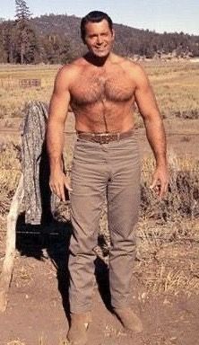 Big Burly Men, Big Cowboy, Clint Walker Actor, Burly Men, Cowboys Old Photos, Shirtless Actors, Thorn Birds, Vintage Celebrities, Drugstore Cowboy Movie