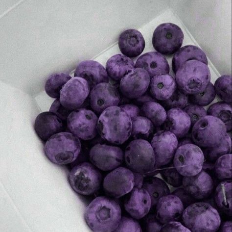 Theme Rp Soft Purple, Color Uva, Violet Aesthetic, Purple Food, Grape Color, Purple Vibe, Lavender Aesthetic, Dark Purple Aesthetic, Color Vibe