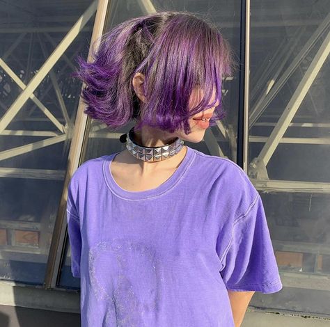 Purple Pixie Cut, Bright Purple Hair, Stella Fashion, Hair Dyer, Short Purple Hair, E Girl Hair, Dark Purple Hair, Wine Hair, Violet Hair