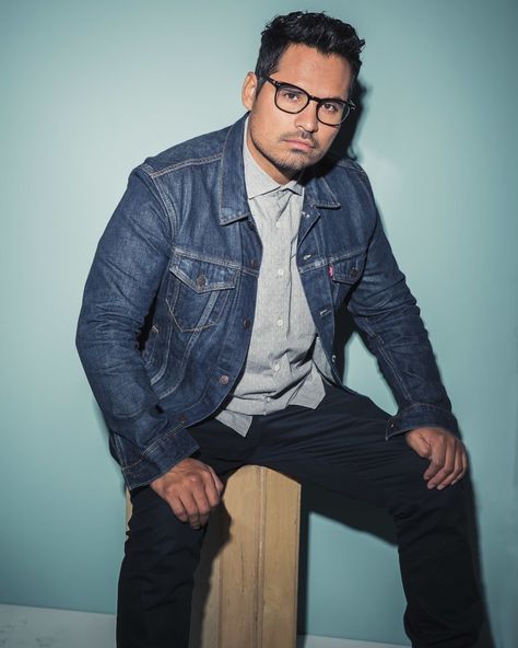 Michael Peña, <em>The Martian</em> Michael Pena, Victor Lopez, Latino Actors, Hot Fuzz, Film Festivals, Toronto International Film Festival, Hottest Male Celebrities, Devil Wears Prada, American Dad