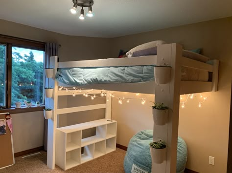 Beachy Loft Bed, Loft Bed With Bookshelves, Big Loft Bed, Full Size Loft Bed Diy, Loft Bed Decor, Dorm Paintings Canvas, King Size Loft Bed, Bedroom Makeover Modern, Dorm Decoration Ideas