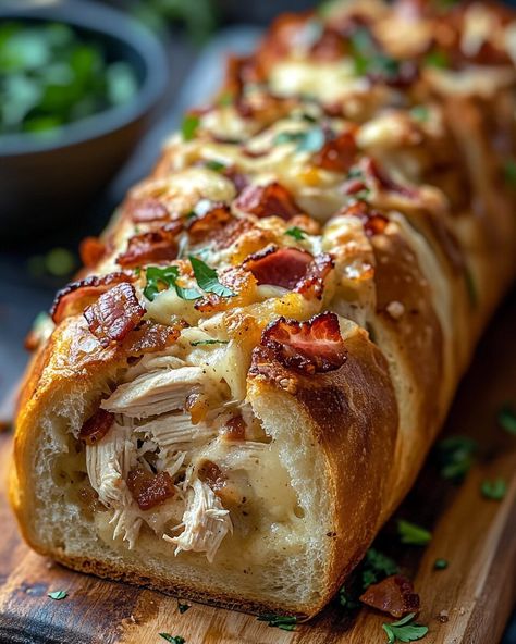 Chicken Bacon Ranch Stuffed Bread - knedir Recipes Breaded Ranch Chicken, Chicken Bacon Ranch Sandwich, French Bread Loaf, Chicken Shredded, Stuffed Bread, Food Babe, Savory Chicken, Chicken Bacon Ranch, Food Combining