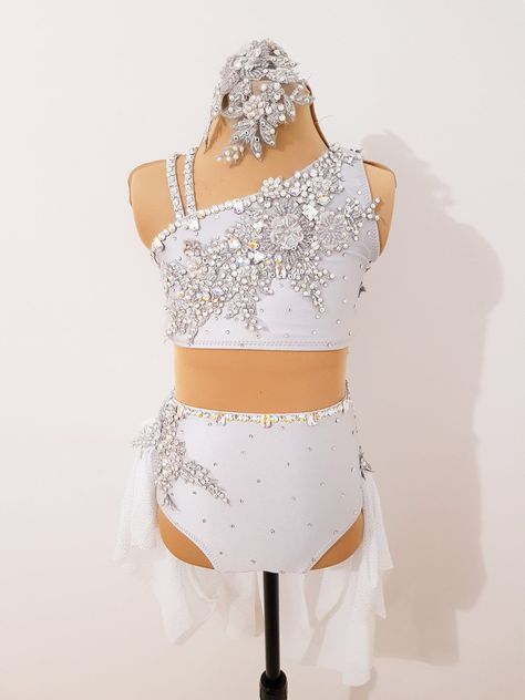 Cute Dance Costumes, Pretty Dance Costumes, Competition Outfit, Contemporary Dance Costumes, Costumes Couture, Dance Competition Costumes, Dance Costumes Lyrical, Lyrical Costumes, Contemporary Costumes