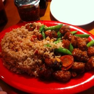 Kung Pao Chicken-This was great! I added snap peas/carrots and used fresh ginger with extra garlic. Nice and spicy! Pei Wei Fried Rice Recipe, Pei Wei Kung Pao Chicken Recipe, Pei Wei Recipes, Pei Wei, Monday Dinner, January Recipes, Pork Brisket, Kung Pao Chicken Recipe, Asian Meals