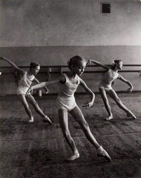 Svetlana Zakharova, Isadora Duncan, Anna Pavlova, Bolshoi Ballet, Dance Like No One Is Watching, Ballet School, Shall We Dance, Little Ballerina, Royal Ballet