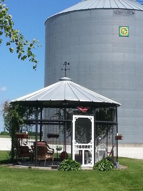 Grain Bin House, Corn Crib, Silo House, She Sheds, Outside Living, Outdoor Rooms, Outdoor Projects, Outdoor Fun, Farm Life