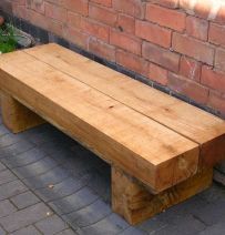 Railway Sleepers Sleeper Bench, Make A Bench, Sleepers In Garden, Garden Diy Furniture, Garden Seats, Garden Bench Seating, Garden Bench Diy, Making A Bench, Wooden Garden Benches