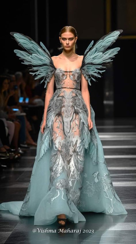 Kingfisher Inspired Dress, Vishma Maharaj Gowns 2023, Bird Inspired Dress, Bird Inspired Fashion, Bird Outfit, Hummingbird Dress, Surrealism Fashion, Phoenix Dress, Phoenix Fashion