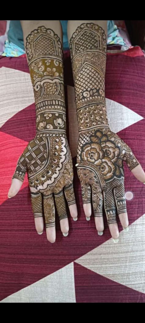 Rose Mehndi Designs Back Hand Full, Rose Mehndi Designs Back Hand, Mehndi Designs Back Hand Full, Gowns For Plus Size Women, Mehndi Designs Back Hand, Mehndi Designs Back, Front Mehndi, Palm Mehndi, Full Mehndi