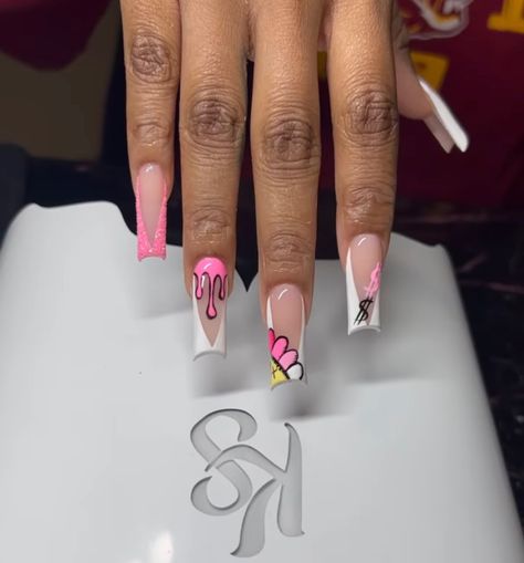 Braided Nails Design, Nails Acrylic Cheap, Cute Short Nail Sets Summer, Kaws Nails Design Medium, Short Kaws Acrylic Nails, Kaws Short Acrylic Nails, Kaws Nails Design Short Pink, 2k Nails, Acrylic Nail Designs Kaws