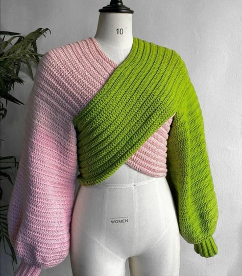 Crochet Spring Sweater, Spring Crochet Sweater, Crochet Sweater Aesthetic, Knitwear Aesthetic, Sweater Ideas, Mode Crochet, Crochet Fashion Patterns, Spring Sweater, How To Make Clothes