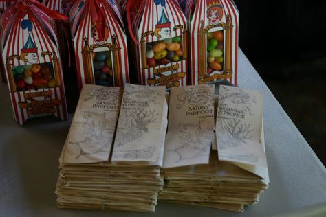 So, I have had a number of people asking for the templates for the candy boxes and what not that I used for the Harry Potter party. Here the... Harry Potter Templates, Harry Potter Marathon, Harry Potter Props, Harry Potter Theme Birthday, Harry Potter Halloween Party, Cumpleaños Harry Potter, Harry Potter Print, Harry Potter Bday, Harry Potter Classroom