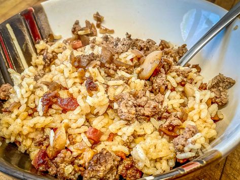 Sausage Casserole Dinners, Venison Casserole, Ground Venison Recipes, Venison Burgers, Rice Bake, Deer Recipes, Ground Venison, Savory Rice, Deer Meat Recipes