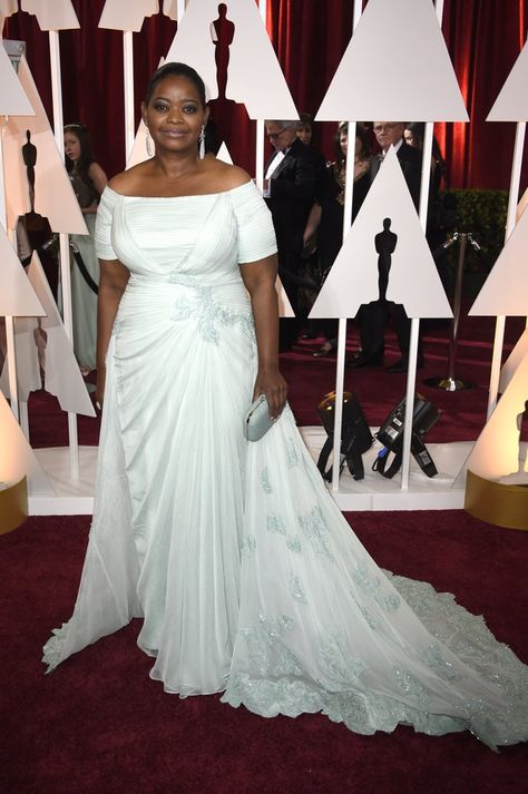 Ball Gowns With Sleeves, Plus Size Red Carpet, Vestidos Oscar, Plus Size Ball Gown, Academy Awards Red Carpet, Octavia Spencer, Oscars Red Carpet, Romantic Fashion, Opera Singer