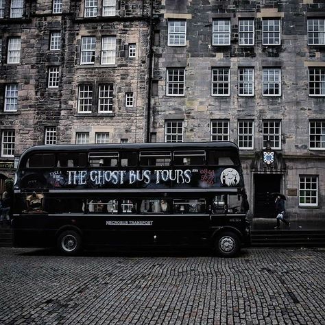 Discover United kingdom su Instagram: ""Who you gonna call.." 👻 Edinburgh Congrats @iainmuirhead_photography Use #map_of_europe #Edinburgh" Bus Journey, United Kingdom Map, England Travel Guide, Ghost Books, England Photography, The Rocky Horror Picture Show, Maldives Travel, Horror Picture Show, Rocky Horror Picture Show