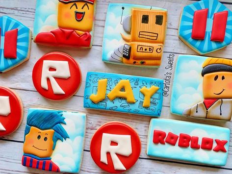 Roblox Cookies, Roblox Party Ideas, Roblox Cakes, Roblox Party, Roblox Cake, Cookie Business, Shark Birthday Party, Girl Birthday Themes, 10th Birthday Parties