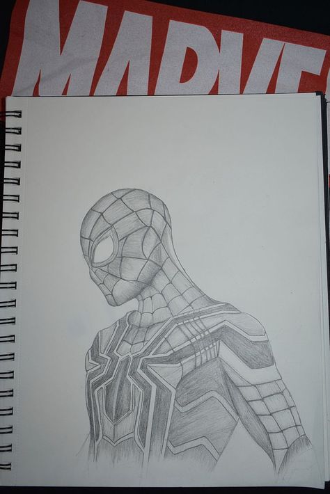 Marvel Drawings Iron Man, Spiderman Drawings Pencil, Easy Avengers Drawings, Spiderman Drawing Sketches Pencil, Avengers Drawing Ideas, Iron Man Sketch Easy, Simple Marvel Drawings Easy, Marvel Pencil Drawings, Spiderman Pencil Sketch