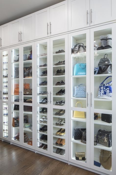 Barton Creek closet of our dreams! Slanted shoe shelves, glass doors, purse storage, AND lighting. Let us design a luxurious closet for you today! Dream Closet Ideas, Housing Decor, Reno House, Groovy Room, Luxury Closets, Closets Design, Glass Closet, Custom Closet Design, Port Isaac