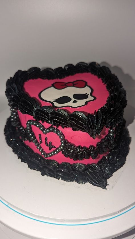 Birthday Cake Aesthetic Vintage, Birthday Cake For Women Elegant, Birthday Cake Aesthetic, Birthday Cake Alternatives, Birthday Cake For Boyfriend, Monster High Cake, Birthday Cake For Mom, Birthday Cake For Husband, Cake Drawing