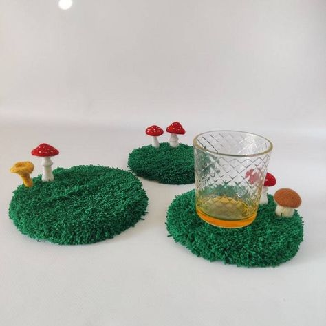 Mushroom Coaster, Tufted Coaster, Moss Mushroom, Amanita Mushroom, Moss Rug, Hippie Homes, Felt Coasters, Dream House Decor, Punch Needle