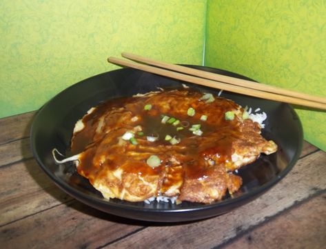 Vegetarian Egg Foo Young Recipe, Egg Fu Young Recipe, Vegetable Egg Foo Young Recipe, Vegetable Egg Foo Young, Egg Foo Young Gravy, Egg Foo Young Recipe, Chinese Chow Mein, Eggs Diet, Egg Omelette