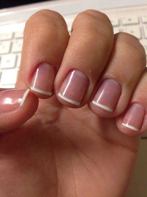 Small white french tip nails with gel White French Tip Nails, Long French Nails, French Tip Gel Nails, Lily Nails, White French Nails, White Tip Nails, Glitter French Manicure, Small Nails, Graduation Nails