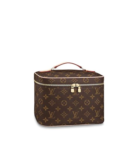 Louis Vuitton Makeup Bag, Louis Vuitton Makeup, Time Travel Books, Classy Yet Trendy, Travel Capsule, Super Rich Kids, Travel Capsule Wardrobe, Carry On Suitcase, Vanity Case