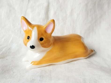 Corgi Clay Sculpture, Polymer Clay Corgi, Corgi Pottery, Corgi Sculpture, Corgi Clay, Corgi Figurine, Corgi Ceramic, Dog Clay, Polymer Clay Dog