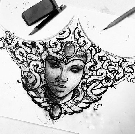 Chest Tattoo Drawings, Tato Maori, Underboob Tattoo Designs, Medusa Tattoo Design, Tattoo Artist Tattoo, Muster Tattoos, Artist Tattoo, Tattoo Hand, Inspiration Tattoo