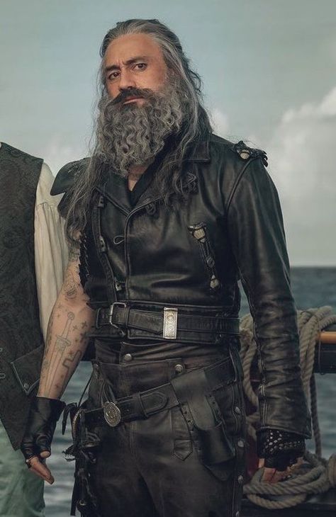 Gender Euphoria, Same Picture, Black Beards, Taika Waititi, Pirate Life, Family Halloween Costumes, Pirate Party, Us Flag, Beards