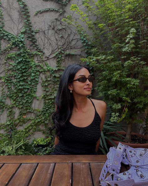 DAY DREAMING ☁️ /// @seemajshah wears 'OUTTA LOVE' in tort #Sunglasses #LeSpecs Le Specs Outta Love, Day Dreaming, Le Specs, Shopping Outfit, Ootd, Sunglasses, How To Wear