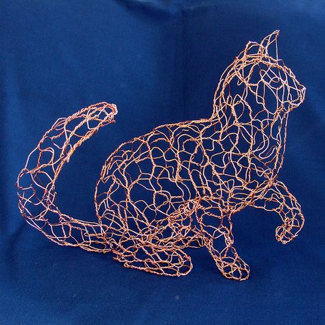 wire-sculpture-copper-cat-right | Flickr - Photo Sharing! Wire Cat, Wire Wrapped Cat, 3d Wire Sculpture Easy, Wire Cat Sculpture, Copper Wire Crafts Sculptures & Statues, Chicken Wire Sculpture, Sculpture Art Projects, Friend Painting, Wire Art Sculpture