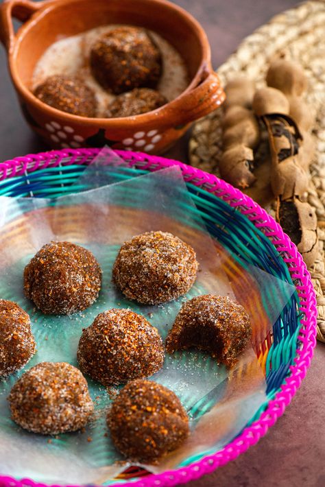 Bolitas de Tamarindo - Nibbles and Feasts Tamarindo Candy, Miniature Clay Pots, Chocolate Strawberry Shortcake, Tamarind Candy, Spicy Candy, Brownie Truffles, Chocolate Dipped Marshmallows, Homemade Hot Chocolate Mix, White Chocolate Strawberries