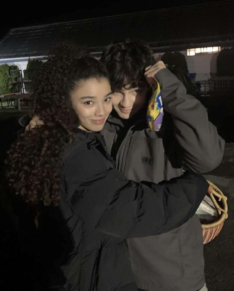 Bryce Gheisar, Malia Baker, Love And Gelato, The Baby Sitters Club, Black Curly, Actor Picture, Afraid Of The Dark, Boyfriend Goals, Girl Guides