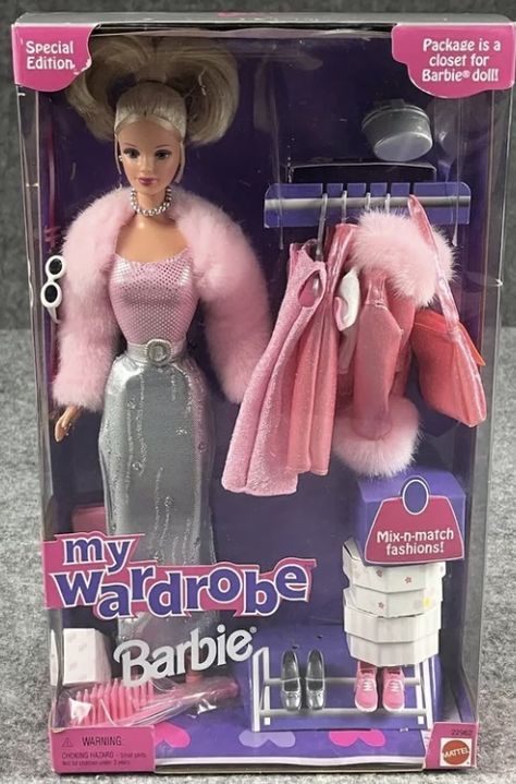 Barbie Aesthetics, 2000s Barbie, Y2k Barbie, Girl Barbie, Barbie 2000, Barbie Outfits, Doll Wardrobe, Pink Barbie, Barbie Toys