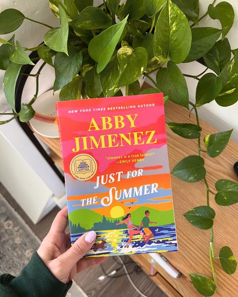 book 27: just for the summer ☀️⛱️ I don’t know what abby puts into her books but her writing is just a delight to read. this one follows Emma and Justin who meet on an aita thread and decide to have a summer fling. she falls hard, he falls harder. just for the summer has heart and swoon and was so so good—I hope you’ll add it to your summer reads list! “I like you more than like” 🥺🥺🥺🥺 ⭐️⭐️⭐️⭐️.5 | 🚫🌶️ #bookrecommendations #bookrecs #romancereader #romancereadersofig #bookstagram #romanceb... Aesthetic Romance, Bookish Aesthetic, Summer Reads, Summer Fling, Summer Reading Lists, Summer Books, Bookish Things, Romance Readers, Book Genres