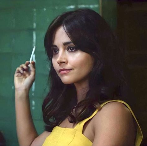 Clara Oswald Hair, Angelina Jolie Makeup, Doctor Who Companions, Clara Oswald, Jenna Louise Coleman, The Serpent, Jenna Coleman, Child Actresses, Cover Photo Quotes