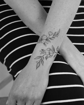 Arm Cuff Tattoo, Wrap Around Wrist Tattoos, Wrap Around Tattoo, Cuff Tattoo, Wrap Tattoo, Flower Wrist Tattoos, Tattoos For Women Flowers, Wrist Tattoos For Guys, Inspiration Tattoos