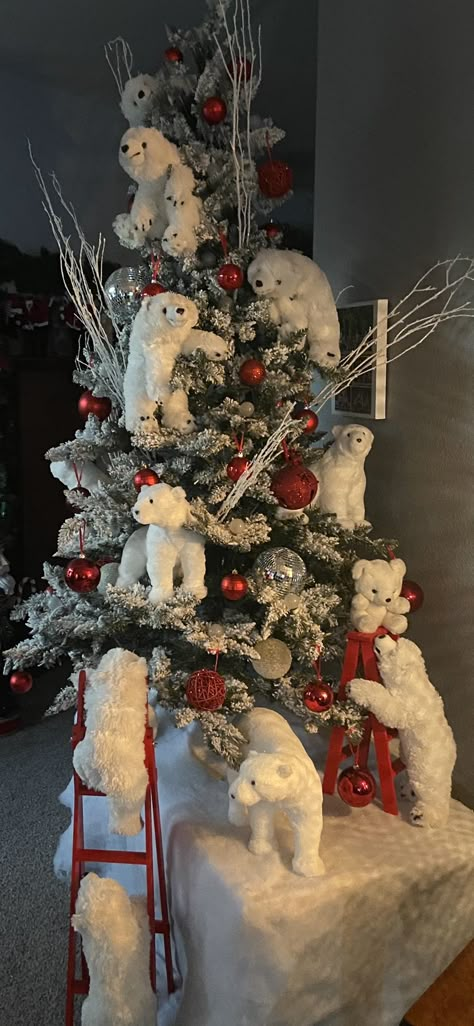 Polar Bear Themed Christmas Tree, Red And White Christmas Tree, Frosted Christmas Tree, Slim Christmas Tree, Holiday Trees, Polar Bear Christmas, Red And White Christmas, Christmas Table Centerpieces, Themed Christmas