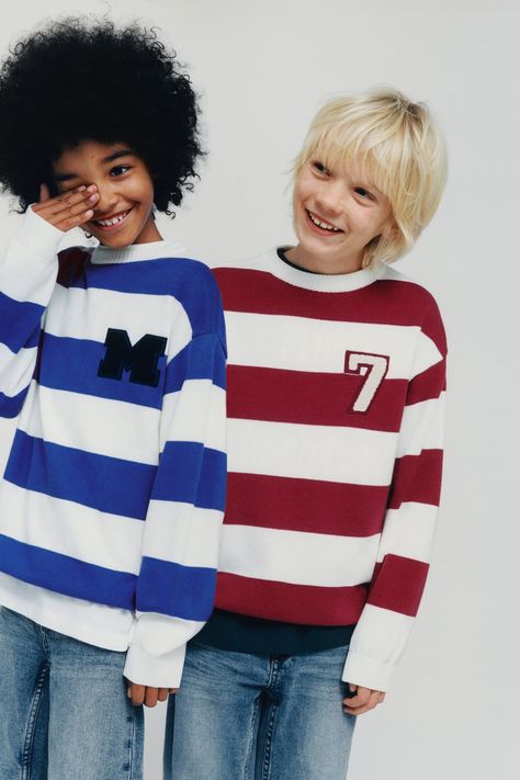 Boys' Knitwear | Explore our New Arrivals | ZARA United States Zara Knitwear, Zara Boys, Kids Photoshoot, Zara Kids, Knit Vest, Printed Sweater, Sporty Style, Zara United States, Boy Fashion