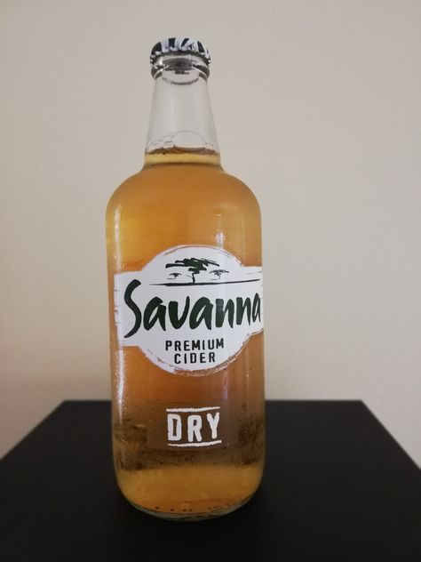 Savanna Dry Cider, South Africa Savanna Cider, Alcohol Pictures, Lets Get Drunk, Drinks Aesthetic, Earn Easy Money, Saturday Vibes, African Cooking, Foodie Instagram, Insta Filters